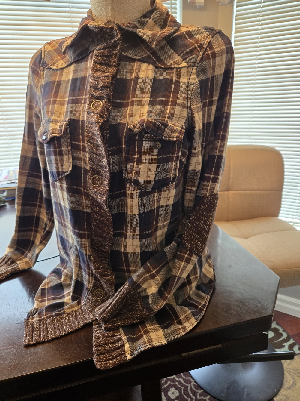 BKE Brown Cream and Navy Plaid Button-Down Shirt with Knit Trim